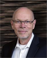 0lX6SsaRT6WSVU1vayjU_Edgar Headshot_2018-T.jpg